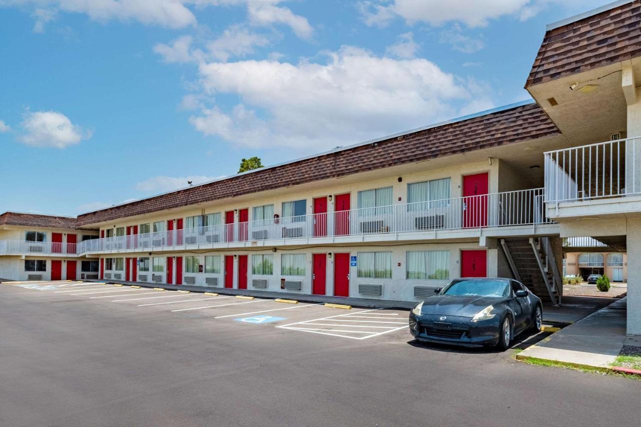 Rodeway Inn Пекос Екстер'єр фото