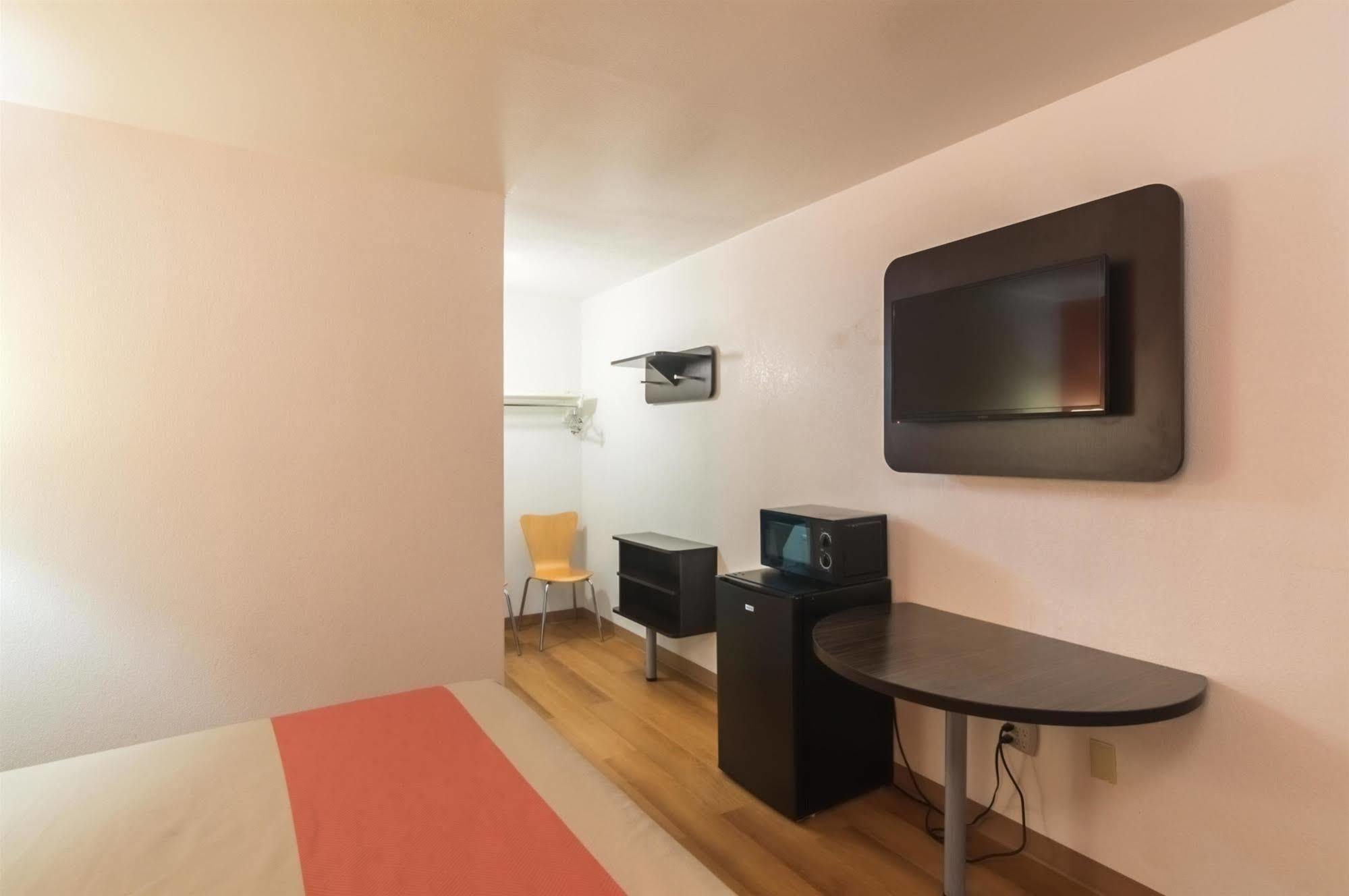 Rodeway Inn Пекос Екстер'єр фото